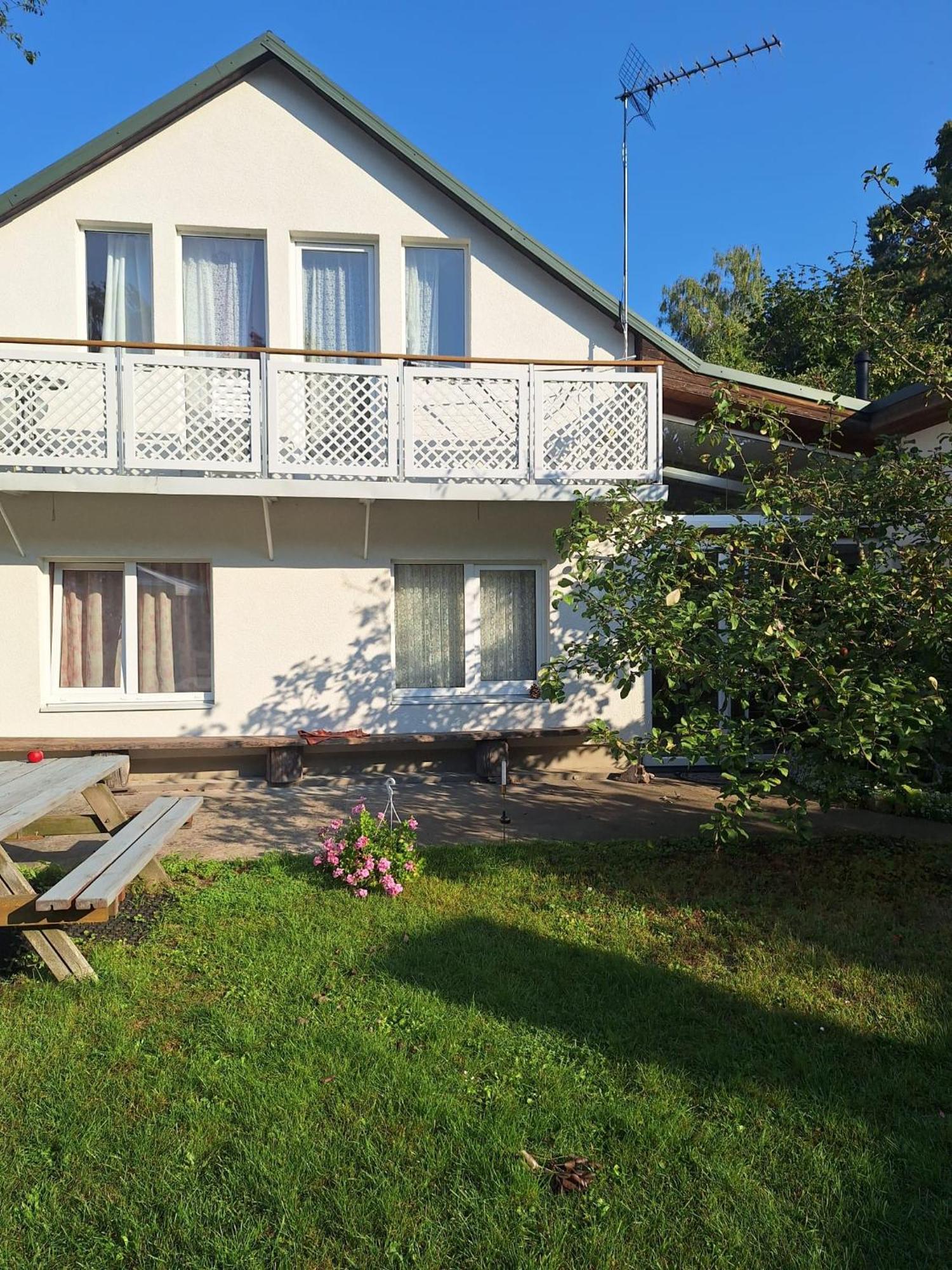 Apartments Near The Concert Hall Dzintari Jurmala Bagian luar foto