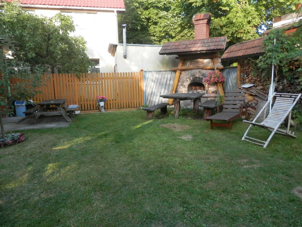 Apartments Near The Concert Hall Dzintari Jurmala Bagian luar foto